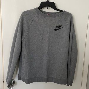Nike sweetshirt